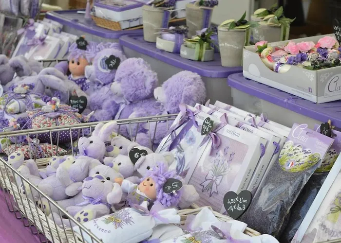 Au Lavandou, Proche Plage, Terrasse, Parking Privatif, 4 Couchages - Fr-1-251-236 Ле-Лаванду