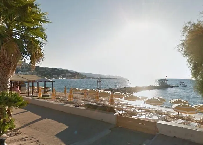 Au Lavandou, Proche Plage, Terrasse, Parking Privatif, 4 Couchages - Fr-1-251-236 Апартаменти *