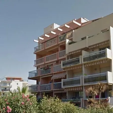 Au Lavandou, Proche Plage, Terrasse, Parking Privatif, 4 Couchages - Fr-1-251-236 アパート *
