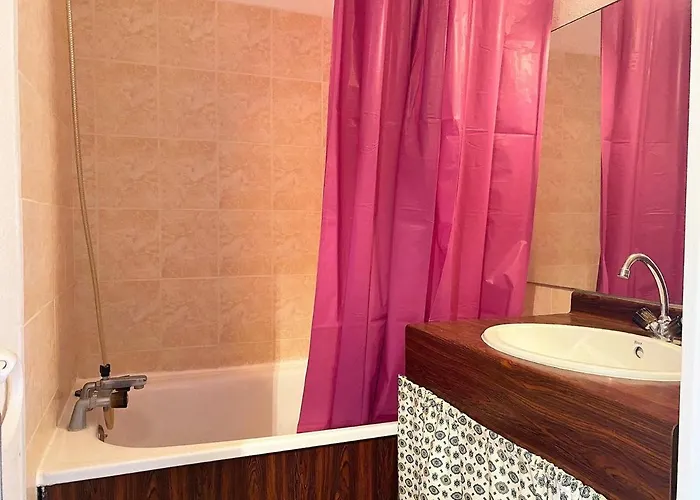 Lägenhet Au Lavandou, Proche Plage, Terrasse, Parking Privatif, 4 Couchages - Fr-1-251-236