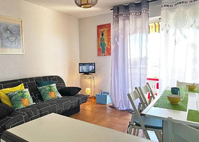 Appartamento Au Lavandou, Proche Plage, Terrasse, Parking Privatif, 4 Couchages - Fr-1-251-236 *